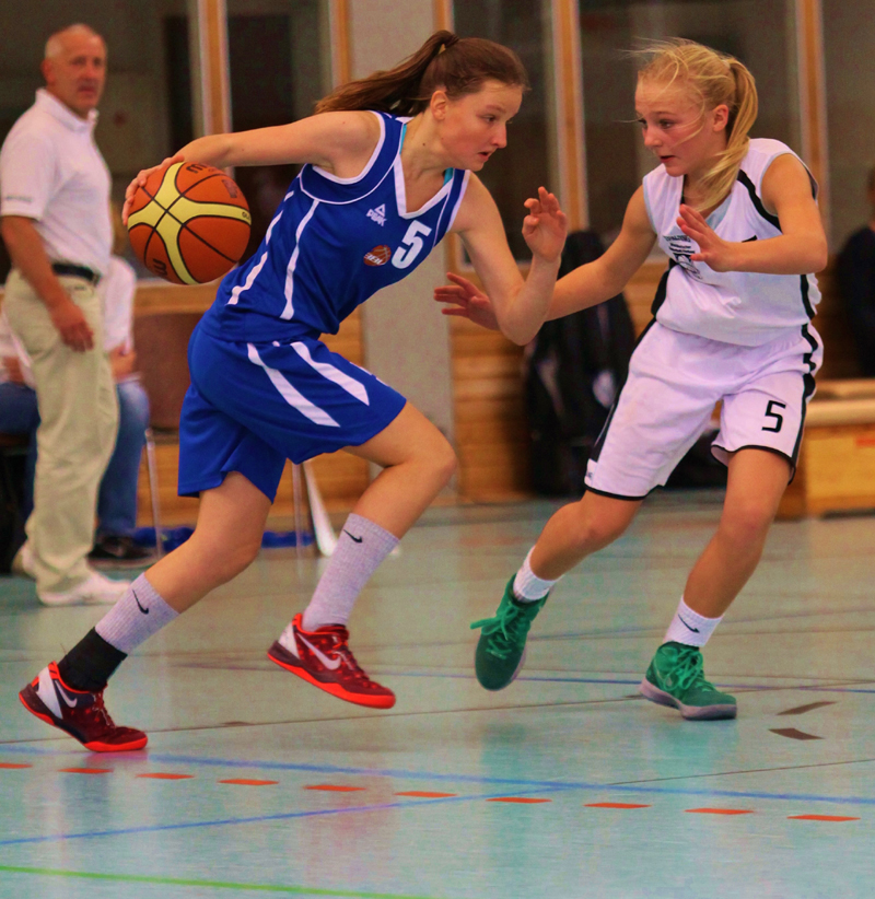 Jessica-stoppt-Gegner