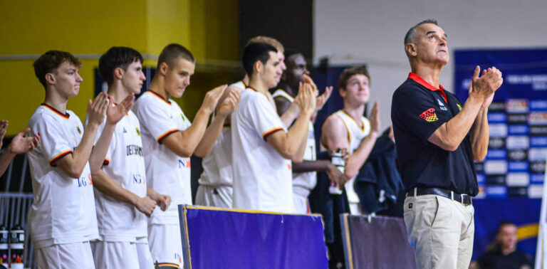 231123 wbv dbb u16 m