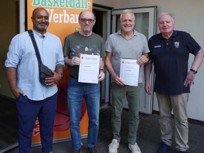Ehrenamtstag in Hagen: Goldene Ehrennadel für Horst Pelzer und Horst Kaiser